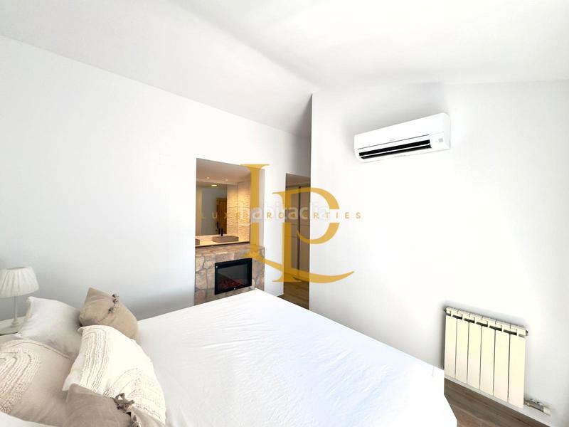 Foto 756f1fe7-f56d-474d-9fd5-94dda91e3e81. Dúplex espectacular ático dúplex con terrazas y dos plazas de garaje en venta en el nius con vistas directas al bosque de sant joan,. en Rubí