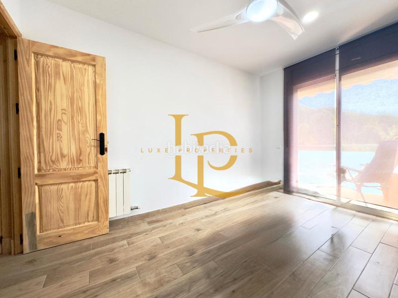 Foto af4e28a6-3a0d-4da5-929f-f3d6ef523d39. Dúplex espectacular ático dúplex con terrazas y dos plazas de garaje en venta en el nius con vistas directas al bosque de sant joan,. en Rubí