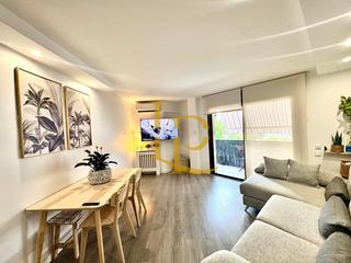 Pis  Carrer de primer de maig. En venta amplio y luminoso piso exterior de 4 habitaciones, dos