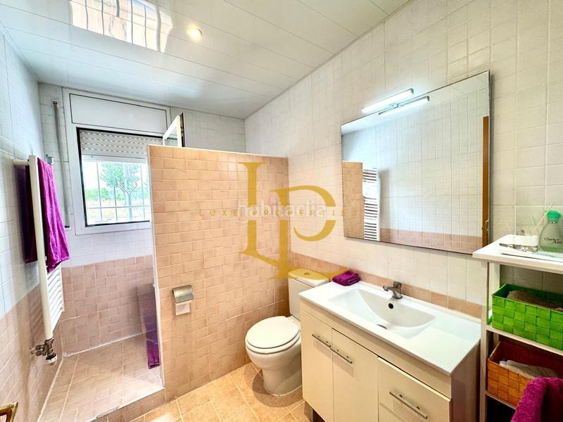 Foto 156a3ff2-c35a-443e-b1f6-2b0e82353792. Casa amb calefacció piscina a Els Avets-Can Serrafossà-Ximelis Rubí