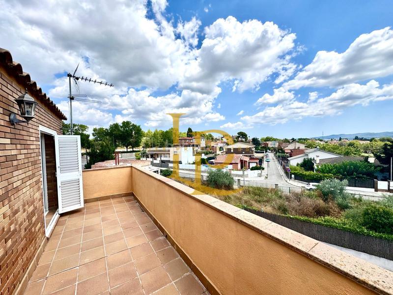 Foto 2825c8fe-11ba-4584-aada-5959889a4c6d. Casa amb calefacció piscina a Els Avets-Can Serrafossà-Ximelis Rubí