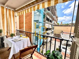 Appartement  Carrer de santa anna. Piso exterior en venta de 3 habitaciones con terraza en rubi