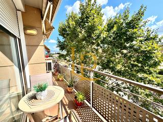 Duplex  Avinguda de l'estatut. Espectacular dúplex  de 4 habitaciones con dos terrazas en venta