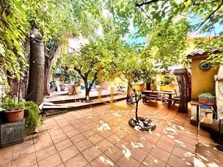 Maison  Carrer sardana. Magnifica casa a cuatro vientos con jardín en cova solera