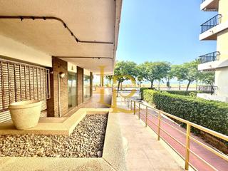 Piso  Avinguda sant joan de déu. Precioso piso amplio y luminoso con impresionante terraza con vi