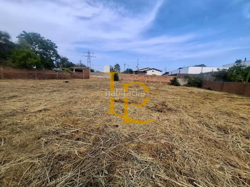 Foto 6ba8eb0e-1b2c-47a7-9268-e43a515c3758. Terreny residencial a Can Vallhonrat Rubí