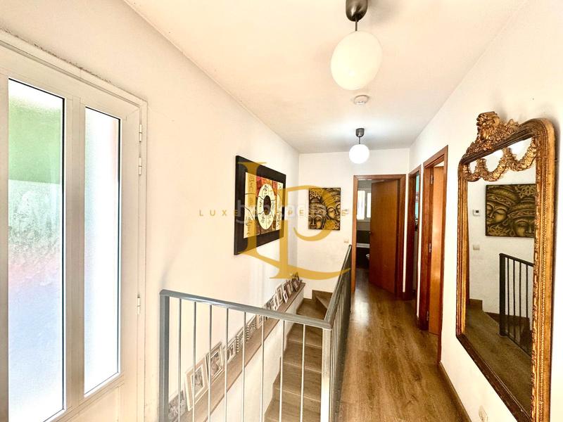 Foto 17165e42-3b61-4a28-9813-386979e8f436. Casa en venta casa a cuatro vientos con espectaculares vistas y bonitos atardeceres en Rubí