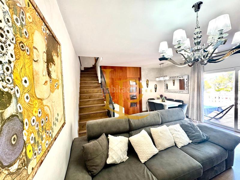 Foto 1e77bbdd-2935-452e-bd44-b3adcf30faa7. Casa en venta casa a cuatro vientos con espectaculares vistas y bonitos atardeceres en Rubí