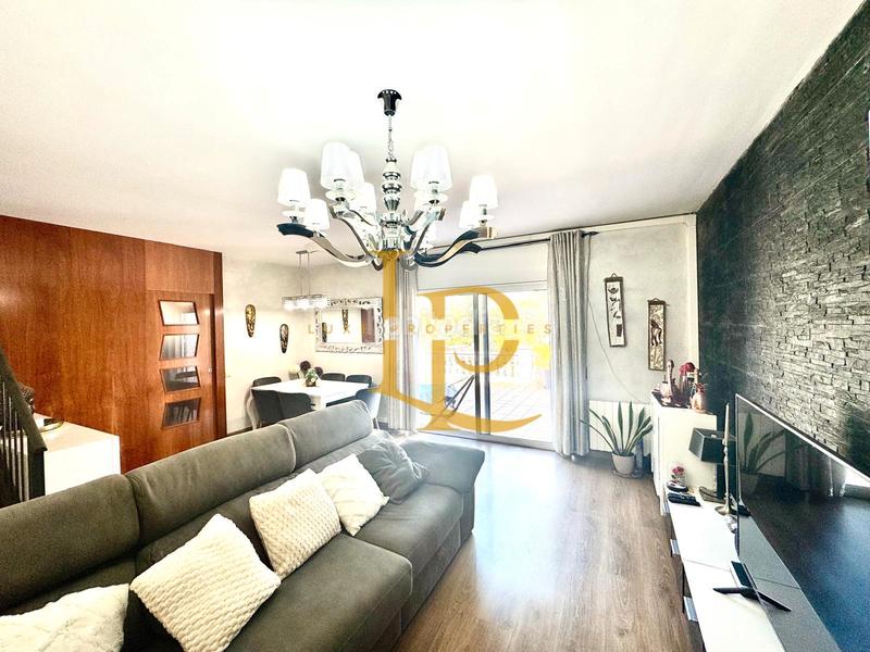 Foto 57460a95-3d76-4e94-81f4-45d6890b1fc2. Casa en venta casa a cuatro vientos con espectaculares vistas y bonitos atardeceres en Rubí
