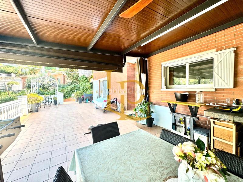 Foto 682683bf-7d35-48fc-a6c2-7182b1daa044. Casa en venta casa a cuatro vientos con espectaculares vistas y bonitos atardeceres en Rubí