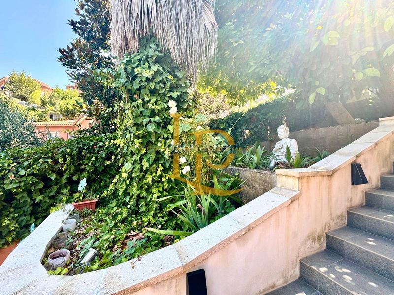 Foto 940186ec-612f-4ab4-bf5f-6b0604f775c2. Casa en venta casa a cuatro vientos con espectaculares vistas y bonitos atardeceres en Rubí