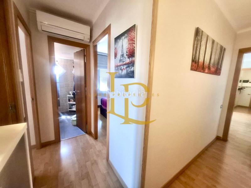 Foto 9a0acfeb-2756-4945-a5bc-7059c9759f03. Piso en venta precioso piso exterior de tres habitaciones con balcón en rubi en Rubí