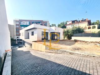 Casa a Montflorit. Gran oportunidad! espectacular casa independiente de obra nueva