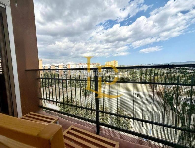 Foto f2172555-2899-43fe-a10d-52cdc44f1bb0. Piso bonito piso exterior de tres habitaciones recien reformado a estrenar y con terraza en Rubí