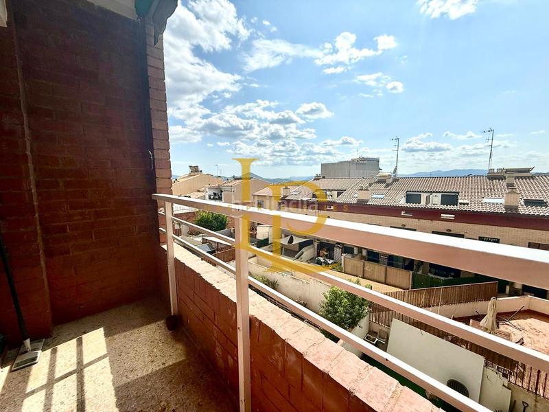 Foto c9fee445-27c6-4a50-b597-05366146daa1. Piso bonito piso exterior de tres habitaciones recien reformado a estrenar con terraza. en Rubí