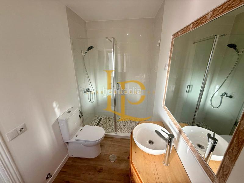 Foto 62573f0d-a065-4303-8c49-dc1ec7909ee6. Chalet mit kamin heizung parking in Casar (El)