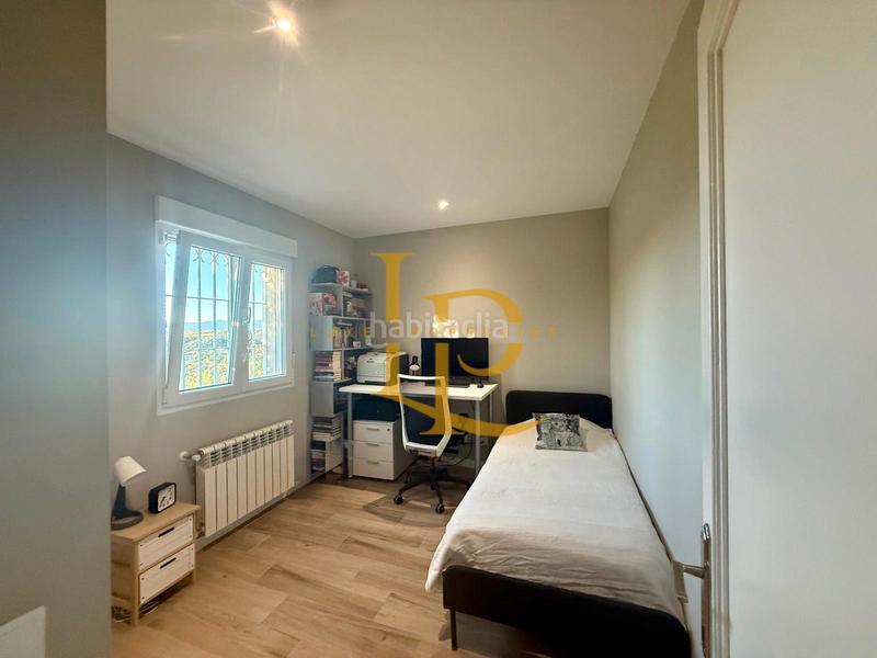 Foto 7baa18fc-0769-40ba-8113-733637396b1b. Chalet mit kamin heizung parking in Casar (El)