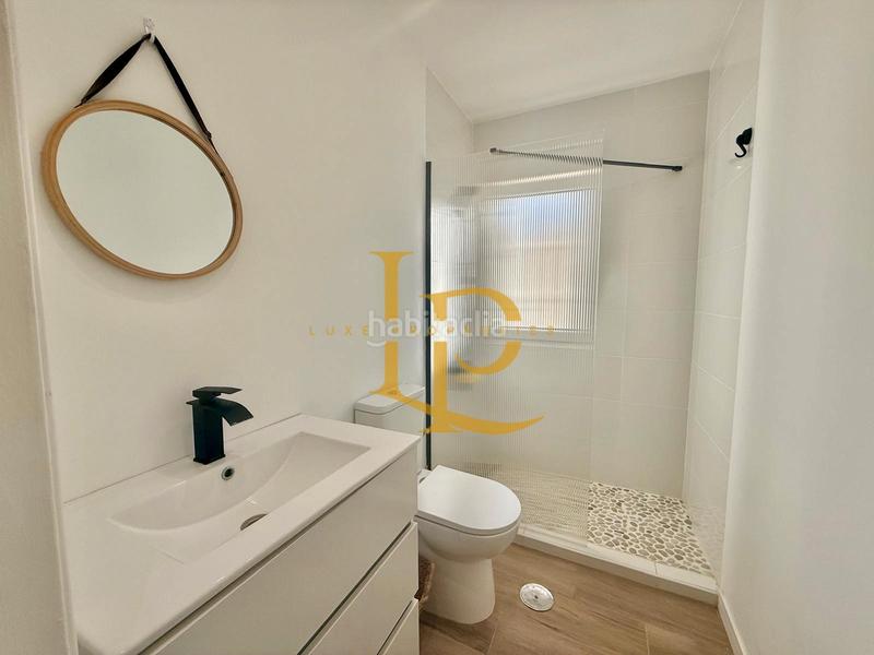 Foto a97305f9-c3b4-4e07-a205-08d433dc285b. Chalet mit kamin heizung parking in Casar (El)