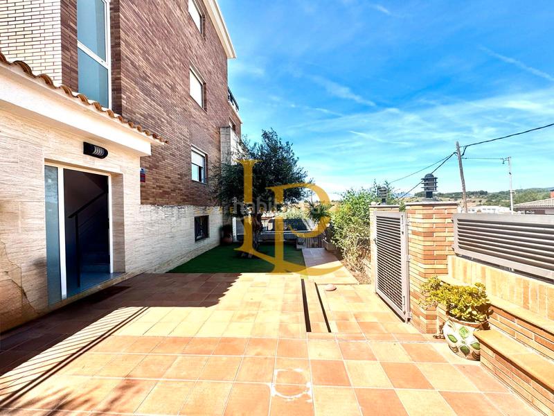 Foto 18333727-09c2-4113-a375-d97ea553ed07. Casa amb calefacció aparcament piscina a Els Avets-Can Serrafossà-Ximelis Rubí