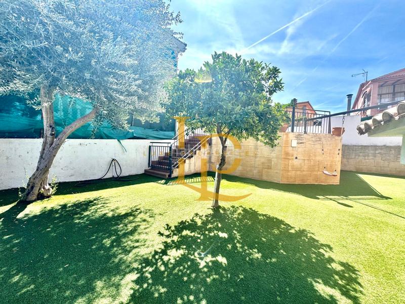 Foto 2957dc7d-b6df-453c-a96b-db4a70db815c. Casa amb calefacció aparcament piscina a Els Avets-Can Serrafossà-Ximelis Rubí