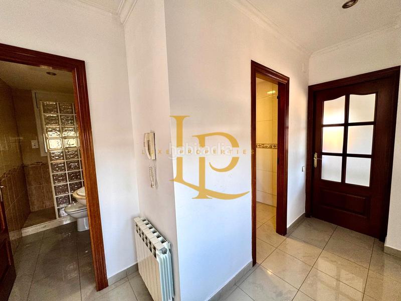 Foto 30900f4f-ee85-4631-8a81-f64cb2a60ffb. Casa amb calefacció aparcament piscina a Els Avets-Can Serrafossà-Ximelis Rubí