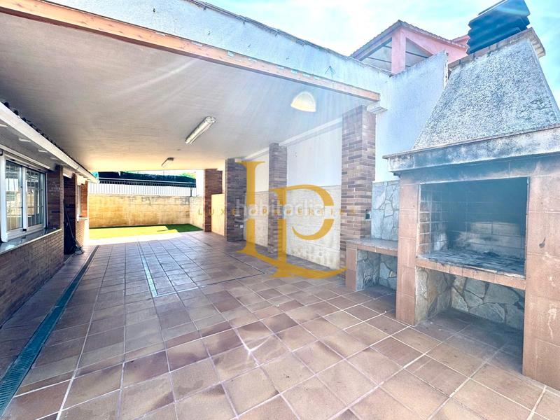 Foto 3e4cb5cd-9d41-413a-95b4-7c8d75fbe121. Casa amb calefacció aparcament piscina a Els Avets-Can Serrafossà-Ximelis Rubí