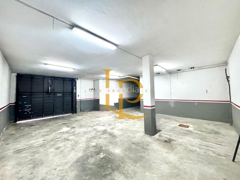 Foto 60b48d39-4a49-446d-b0c0-70197d761140. Casa amb calefacció aparcament piscina a Els Avets-Can Serrafossà-Ximelis Rubí