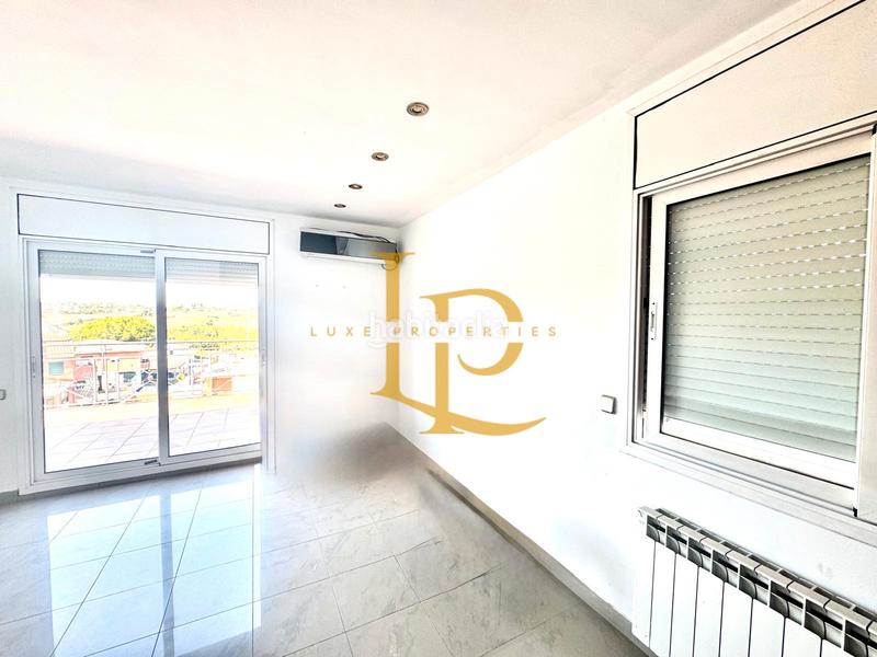 Foto 7cd305f2-fd69-42a6-8b2b-232a166dad4a. Casa amb calefacció aparcament piscina a Els Avets-Can Serrafossà-Ximelis Rubí