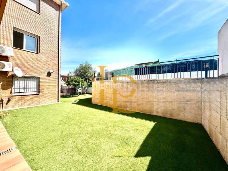 Foto 935d8b18-afa2-4c63-a24b-6d38bb60d0bc. Casa amb calefacció aparcament piscina a Els Avets-Can Serrafossà-Ximelis Rubí