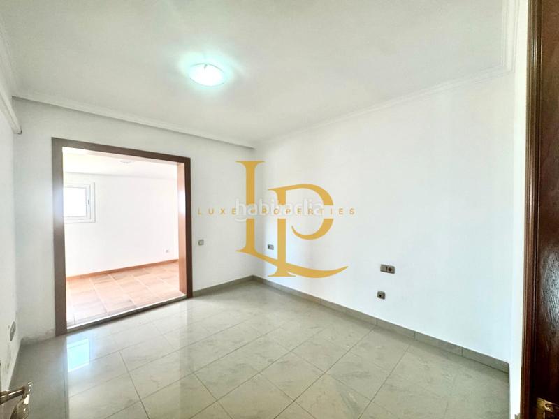 Foto 9d1ff620-c469-42b5-a46e-18ddf2b4a7ea. Casa amb calefacció aparcament piscina a Els Avets-Can Serrafossà-Ximelis Rubí