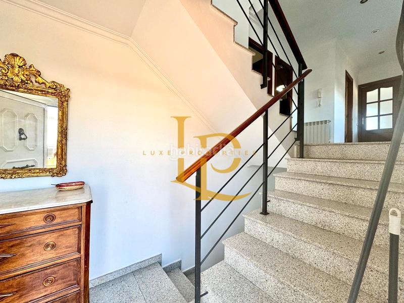 Foto b57ed2fe-34b1-4693-b676-aff287c5b58c. Casa amb calefacció aparcament piscina a Els Avets-Can Serrafossà-Ximelis Rubí