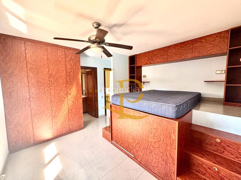 Foto ba857ccf-cd0a-49ef-85c2-466e35a4d665. Casa amb calefacció aparcament piscina a Els Avets-Can Serrafossà-Ximelis Rubí