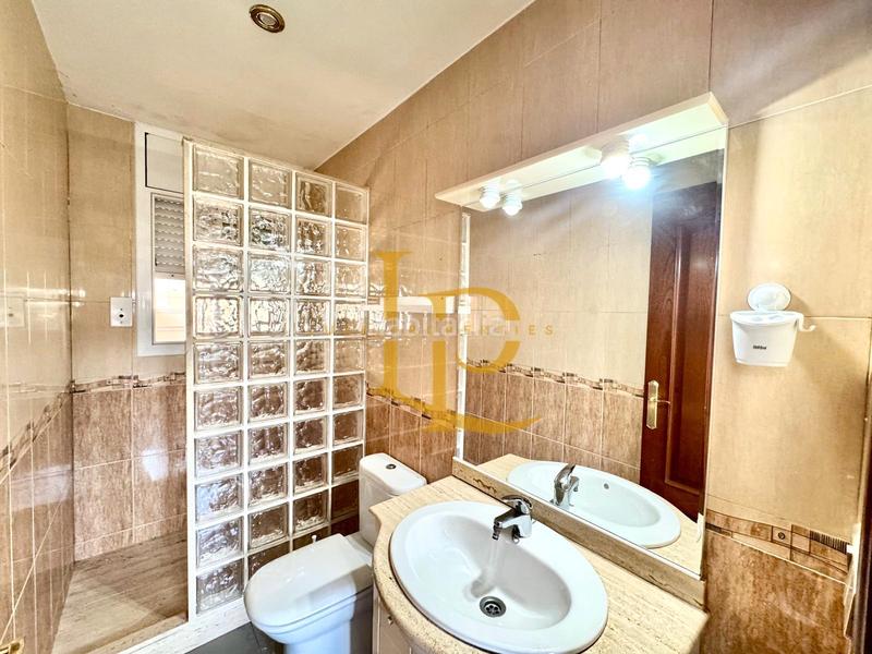 Foto c804f43c-0b9f-4fc3-9a89-2ce68ff15086. Casa amb calefacció aparcament piscina a Els Avets-Can Serrafossà-Ximelis Rubí