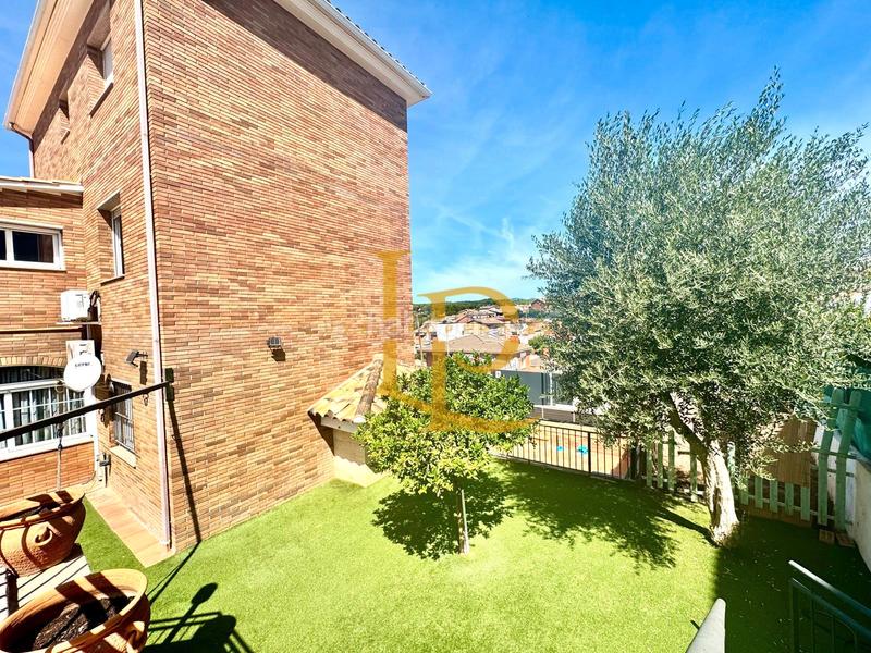 Foto e87ddcd4-a413-47e4-b72f-f9d9541d9980. Casa amb calefacció aparcament piscina a Els Avets-Can Serrafossà-Ximelis Rubí