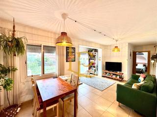 Piso  Passeig de la riera. Precioso piso amplio y luminoso de tres habitciones en venta en