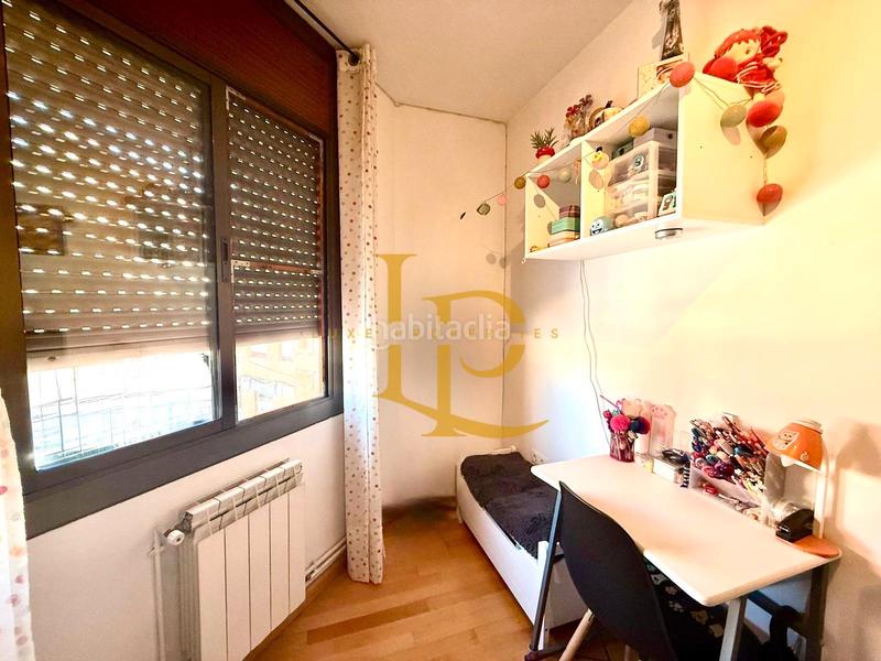 Foto c62c0ed0-b77f-4738-8bef-2ba0d1f1cbb5. Flat with heating in Mercat Rubí
