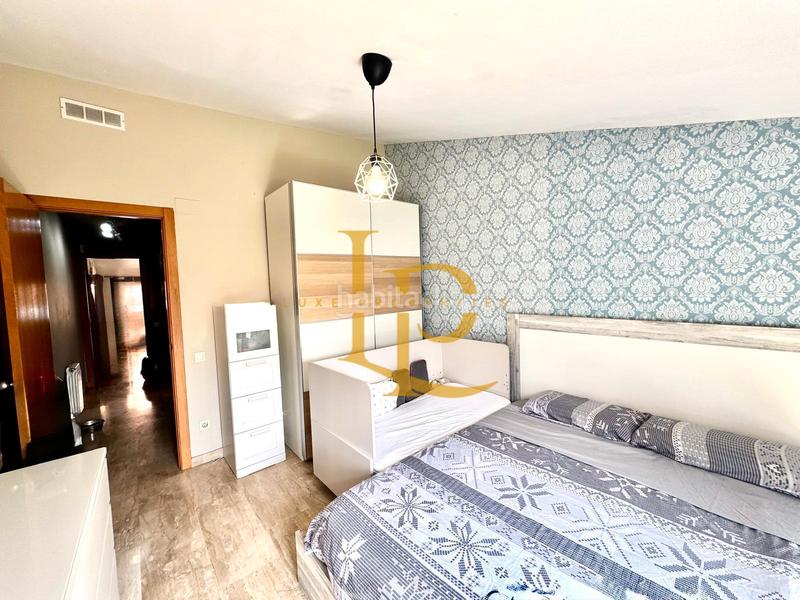 Foto d388f428-8ddc-49f2-878a-7fa7ceae84f2. Duplex with heating parking in Ca n´Oriol Rubí