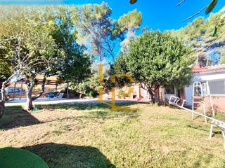 Casa en Sant Muç. Preciosa casa independiente con terreno en venta en rubí