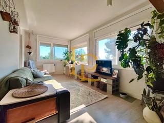 Haus  Carrer pins i oliveres. Preciosa casa independiente con terreno en venta en rubí