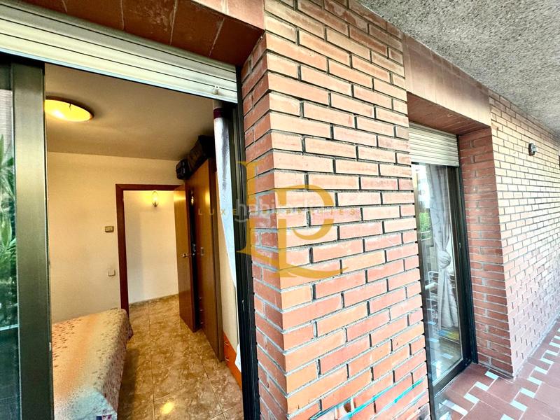 Foto 696e3bc8-588d-45c5-92b1-2b118bbec21f. Piso en venta amplio y luminoso piso exterior de 3 habitaciones, dos baños y terraza muy luminoso en Rubí