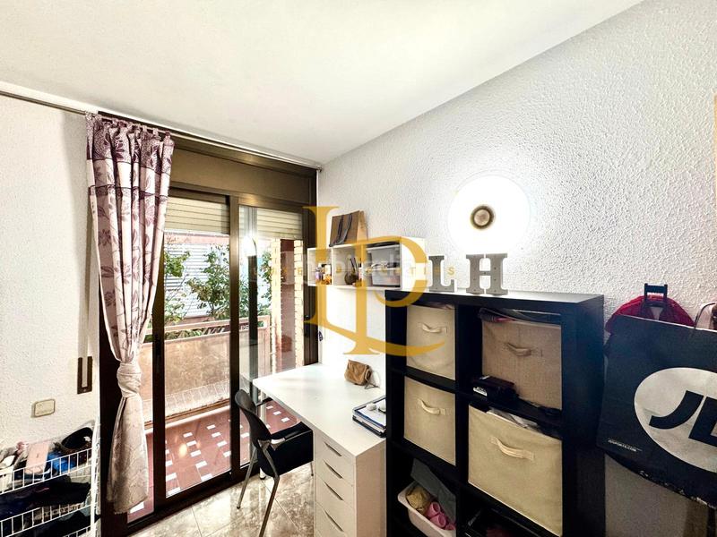 Foto d81b00e2-fdbc-45dc-bec5-b11e5127279b. Piso en venta amplio y luminoso piso exterior de 3 habitaciones, dos baños y terraza muy luminoso en Rubí