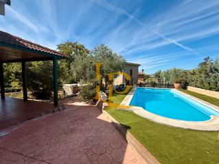 Chalet  Avenida camino de talamanca. Impresionante chalet independiente a 4 vientos en venta con ampl