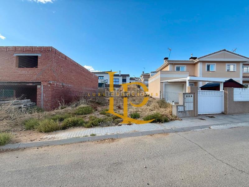 Foto 10141f6e-067b-401b-a8c1-5613eab76fb6. Terreny residencial a Casar (El)