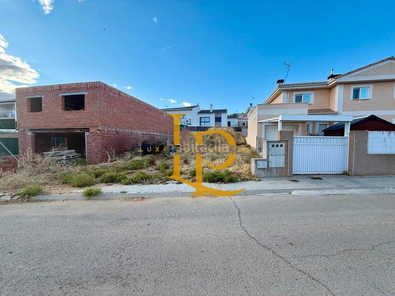 Foto d108820b-55cc-48d0-ac68-ce98561ac688. Terreny residencial a Casar (El)