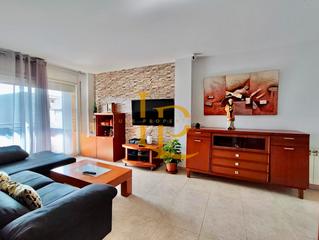 Pis a Montornès del Vallès. Piso como nuevo de tres habitaciones con vistas y parking, en mo