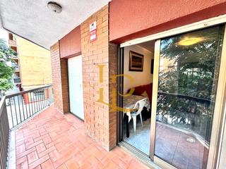 Pis a La Serreta. En venta amplio y luminoso piso de tres habitaciones con balcon