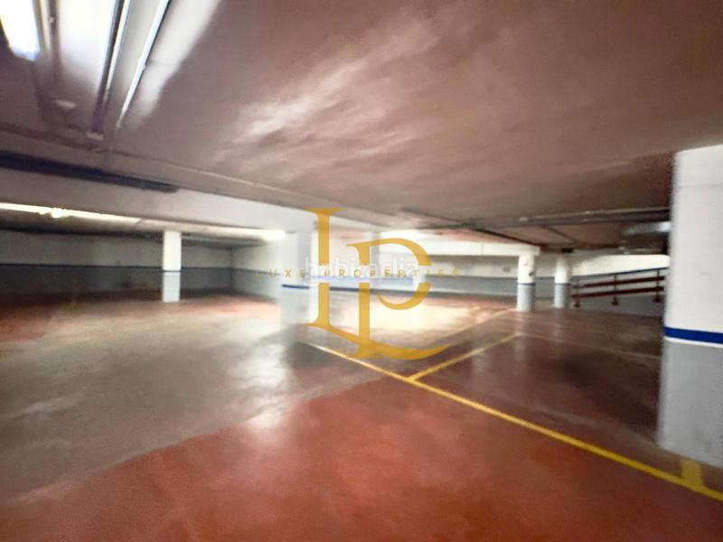 Foto 5dfca593-bd45-44ba-9b2f-9410405a905e. Duplex with heating parking in Eixample Sabadell