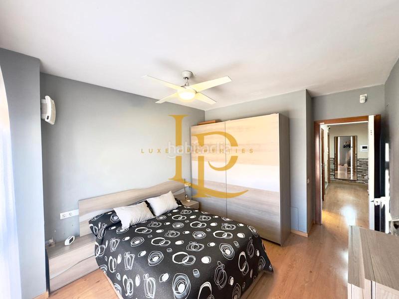 Foto 6166c504-6d02-40a5-89aa-1625345694c3. Duplex with heating parking in Eixample Sabadell