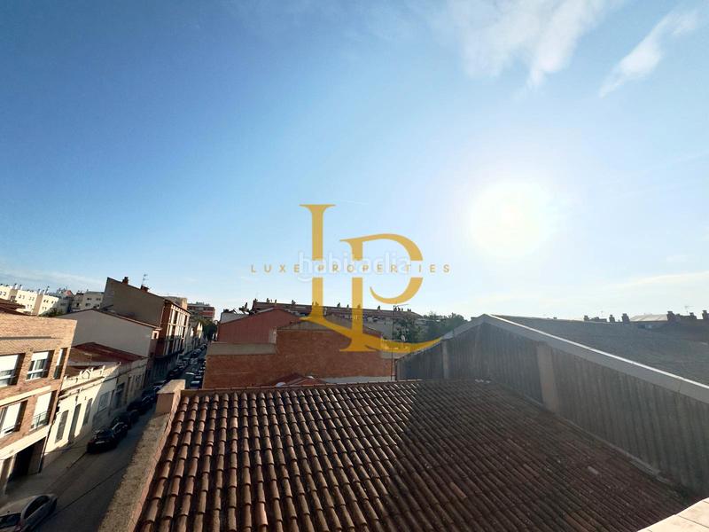 Foto 629895ef-3e0b-4c86-a67e-40509bc974ee. Duplex with heating parking in Eixample Sabadell