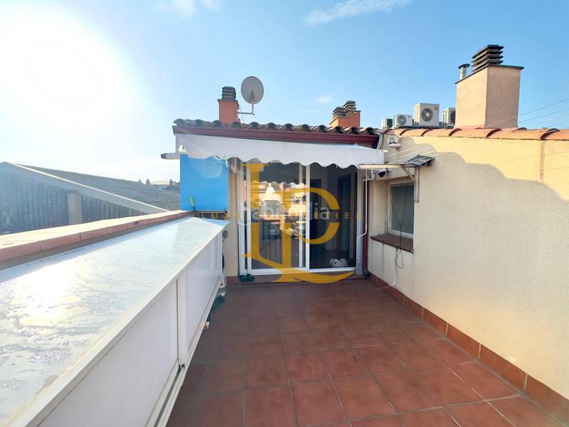 Foto da49cc8b-6edc-4994-90a0-021c4e29e7a0. Duplex with heating parking in Eixample Sabadell